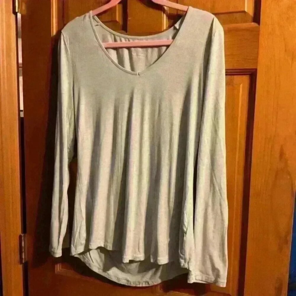 Haven Well Within long sleeved tee. Size large.